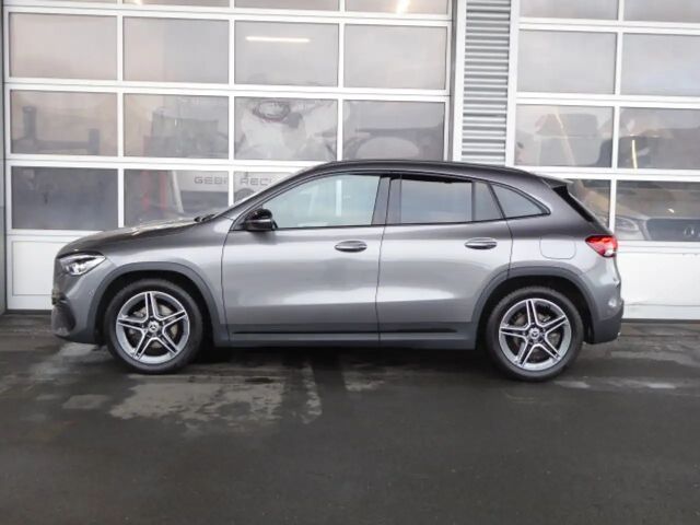 Mercedes-Benz GLA 200 AMG Line