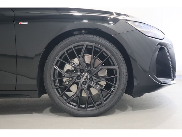 Audi A6 Avant Quattro S-Tronic