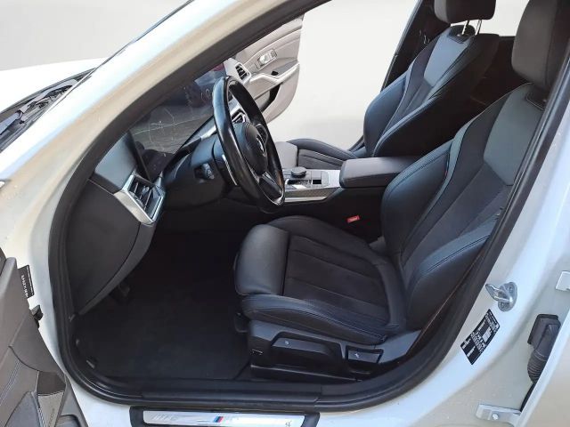 BMW 320 320i M-Sport Touring