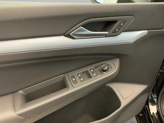 Volkswagen Golf 1.5 eTSI DSG Golf VIII