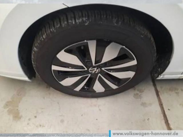 Volkswagen Golf 1.5 TSI Golf VIII