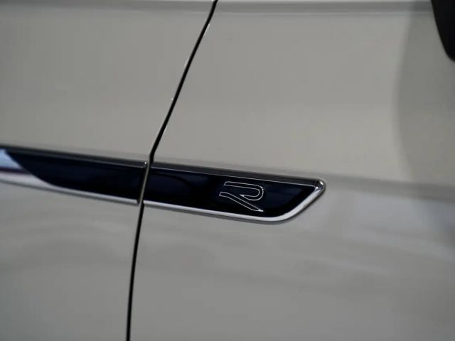 Volkswagen Touareg R-Line Style