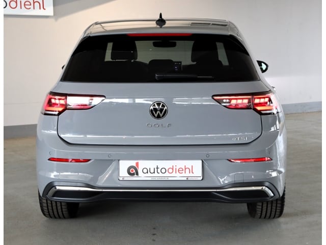 Volkswagen Golf 1.5 eTSI DSG Golf VIII