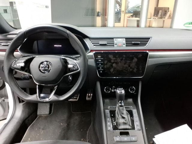 Skoda Superb 2.0 TSI 4x4 Combi Sportline