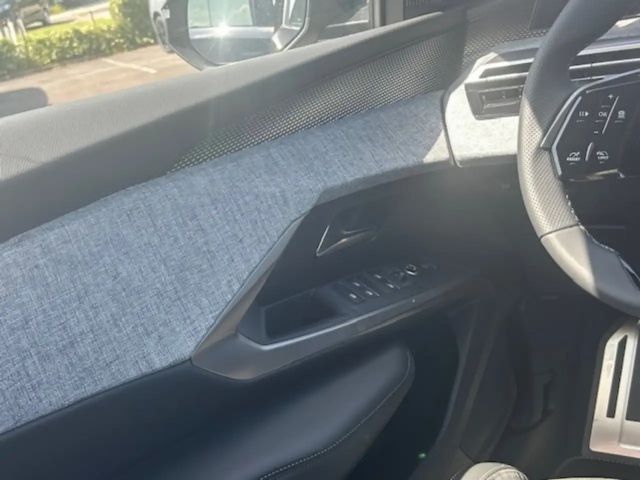 Peugeot E-5008 GT-Line