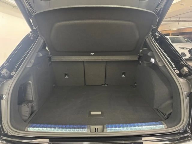 Audi Q3 ehybrid 200 kW Navi LED Kamera Leder TechPlus