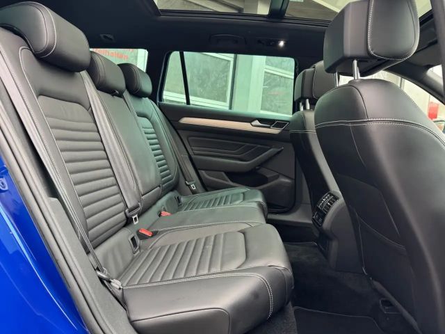 Volkswagen Passat 2.0 TDI IQ.Drive R-Line
