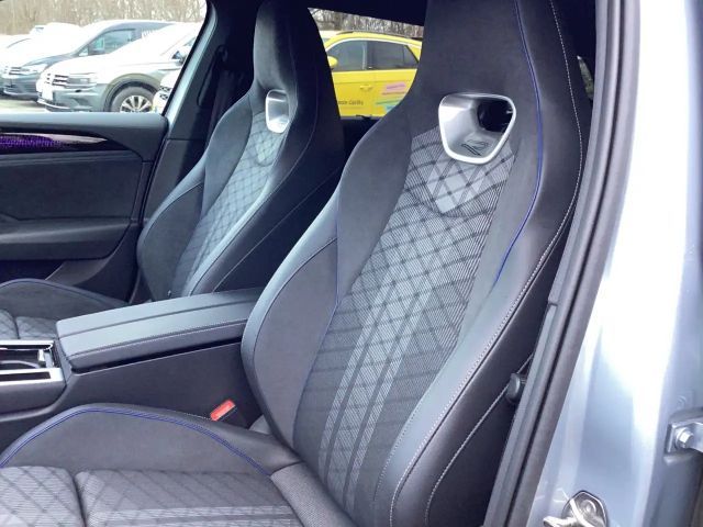 Volkswagen Passat R-Line Style