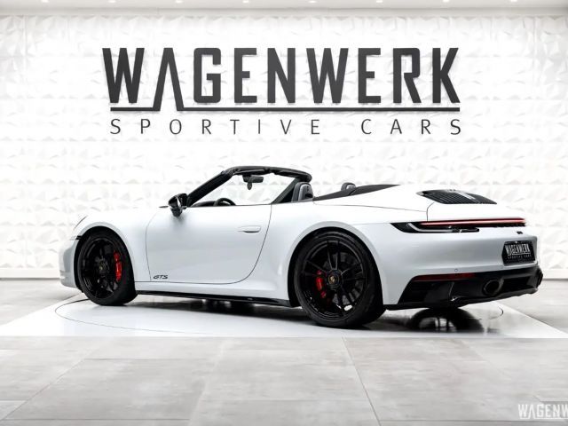 Porsche 992 Cabrio Carrera GTS