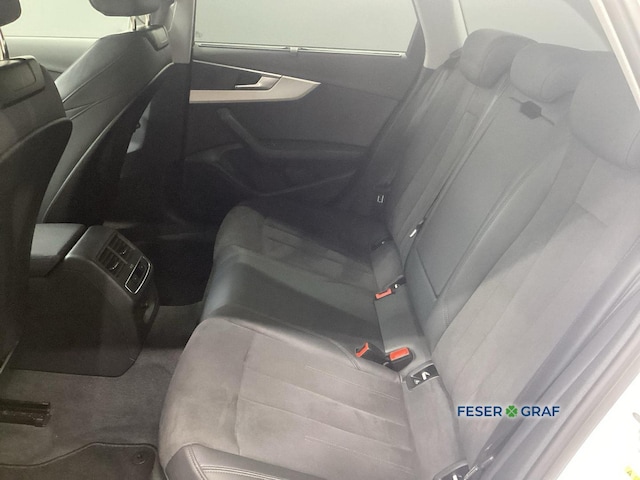 Audi A4 40 TDI Avant S-Tronic