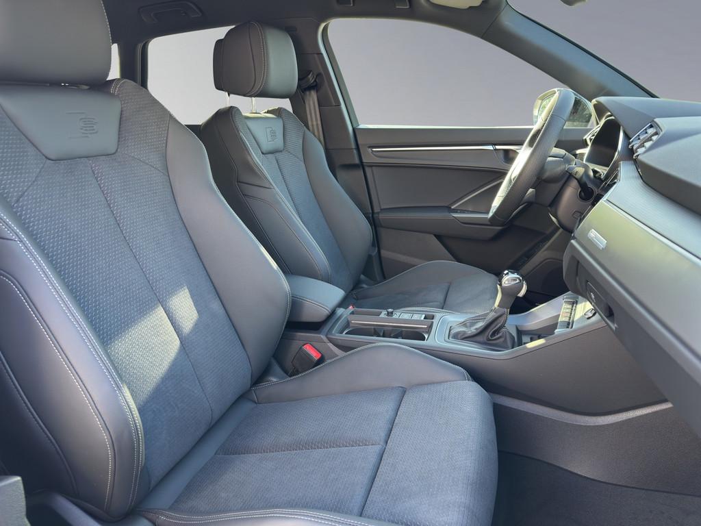 Audi Q3 35 TFSI S-Line S-Tronic