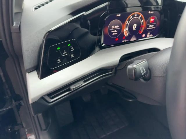 Volkswagen Golf 1.5 TSI Golf VIII Life Variant