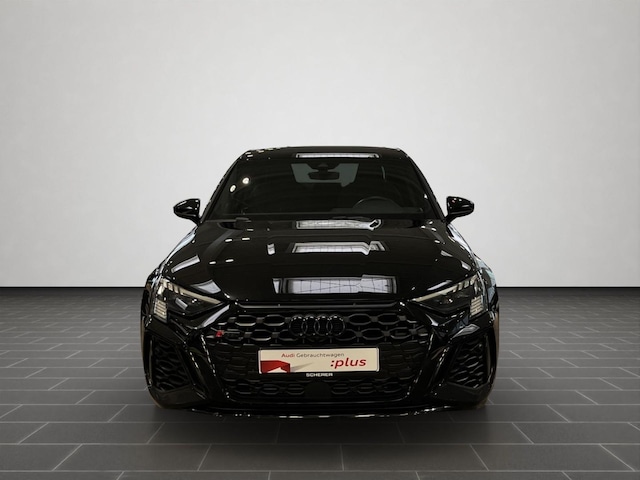 Audi RS3 Quattro S-Tronic Sedan