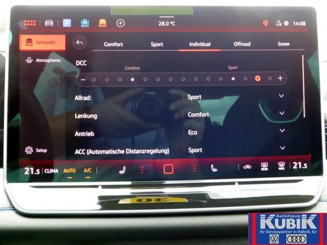 Volkswagen Tiguan 2.0 TDI DSG R-Line Style