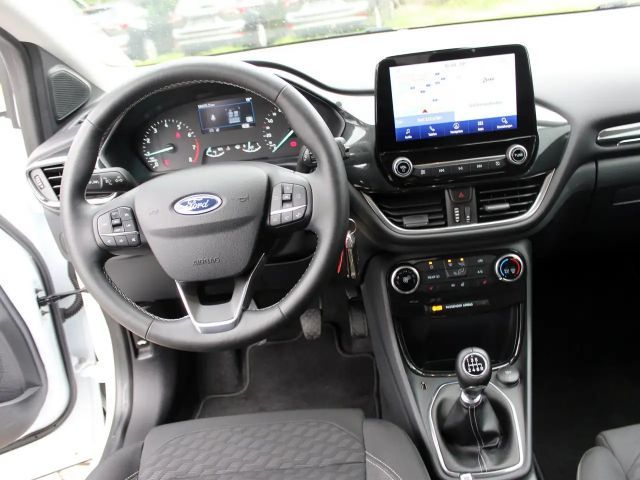 Ford Puma EcoBoost Titanium