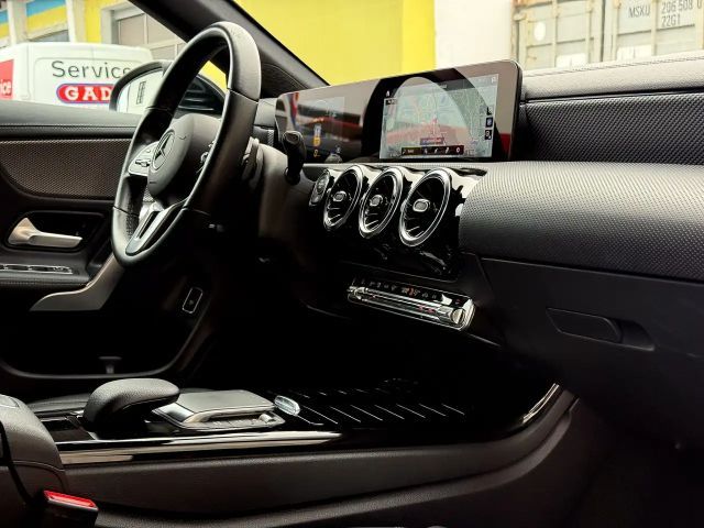 Mercedes-Benz CLA 180 Shooting Brake