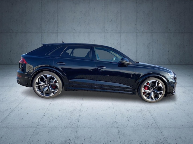 Audi RS Q8 Quattro