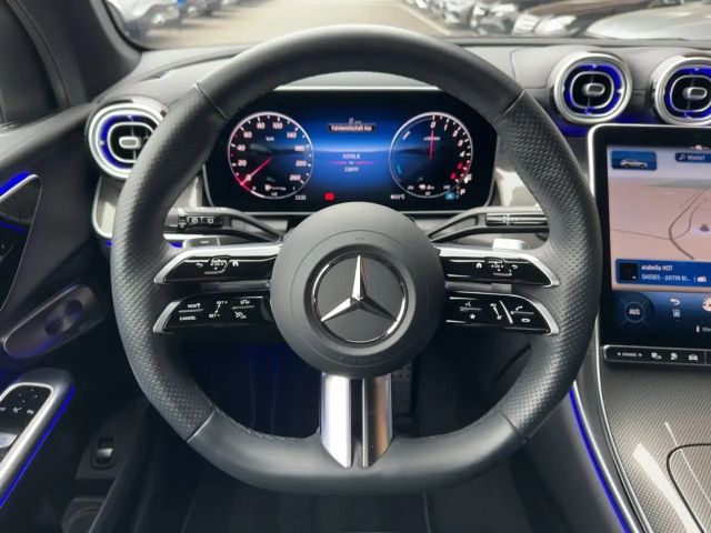 Mercedes-Benz GLC 300 4MATIC AMG Line