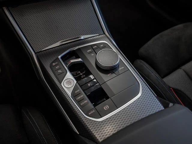 BMW 320 320d M-Sport Touring