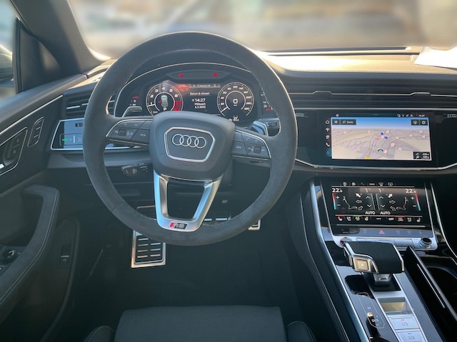 Audi RS Q8 Performance Quattro