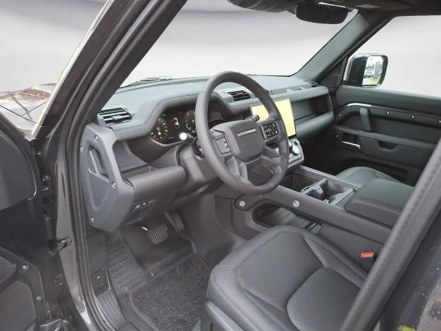 Land Rover Defender 110 Dynamic SE