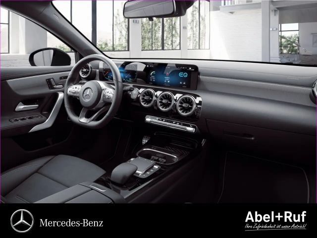 Mercedes-Benz A 250 A 250 e AMG Line