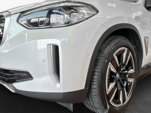 BMW iX3 Inspiring iX3