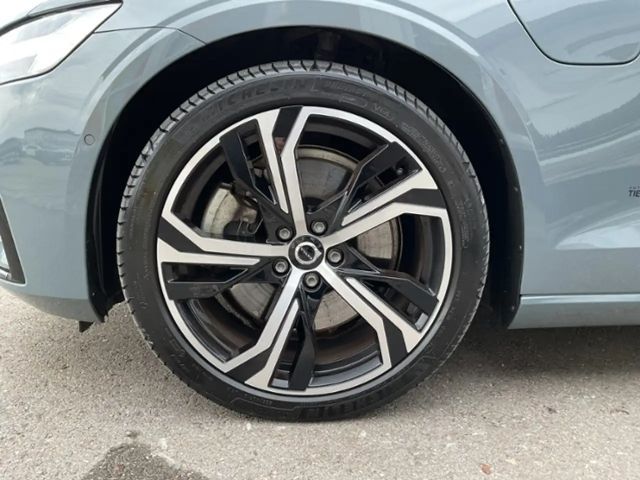 Volvo V60 AWD Dark T8 Ultimate