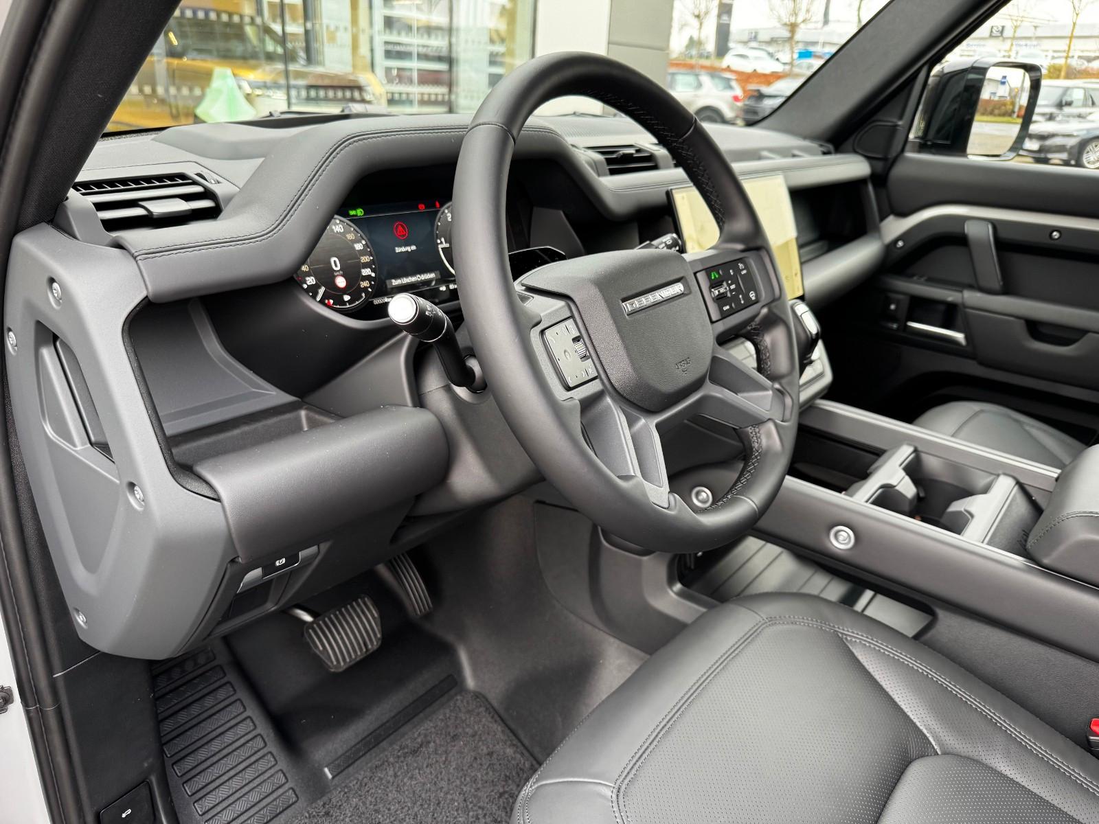 Land Rover Defender 110 Dynamic HSE