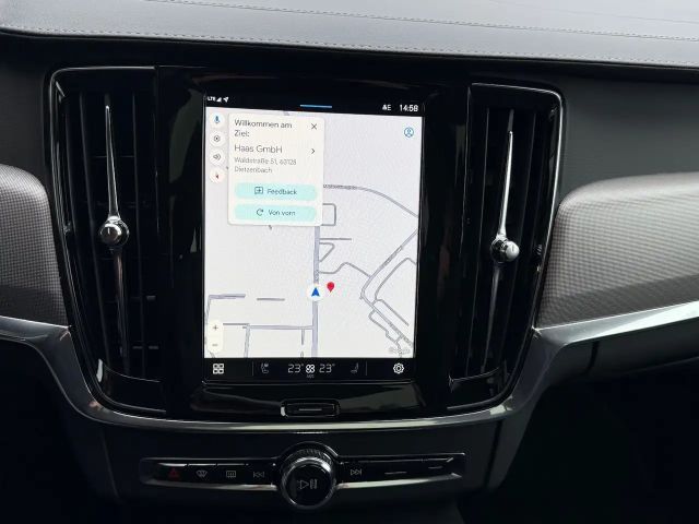 Volvo V90 AWD Dark Plus T6