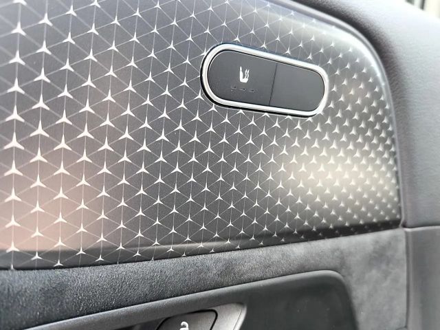 Mercedes-Benz EQA 300 4MATIC AMG Line