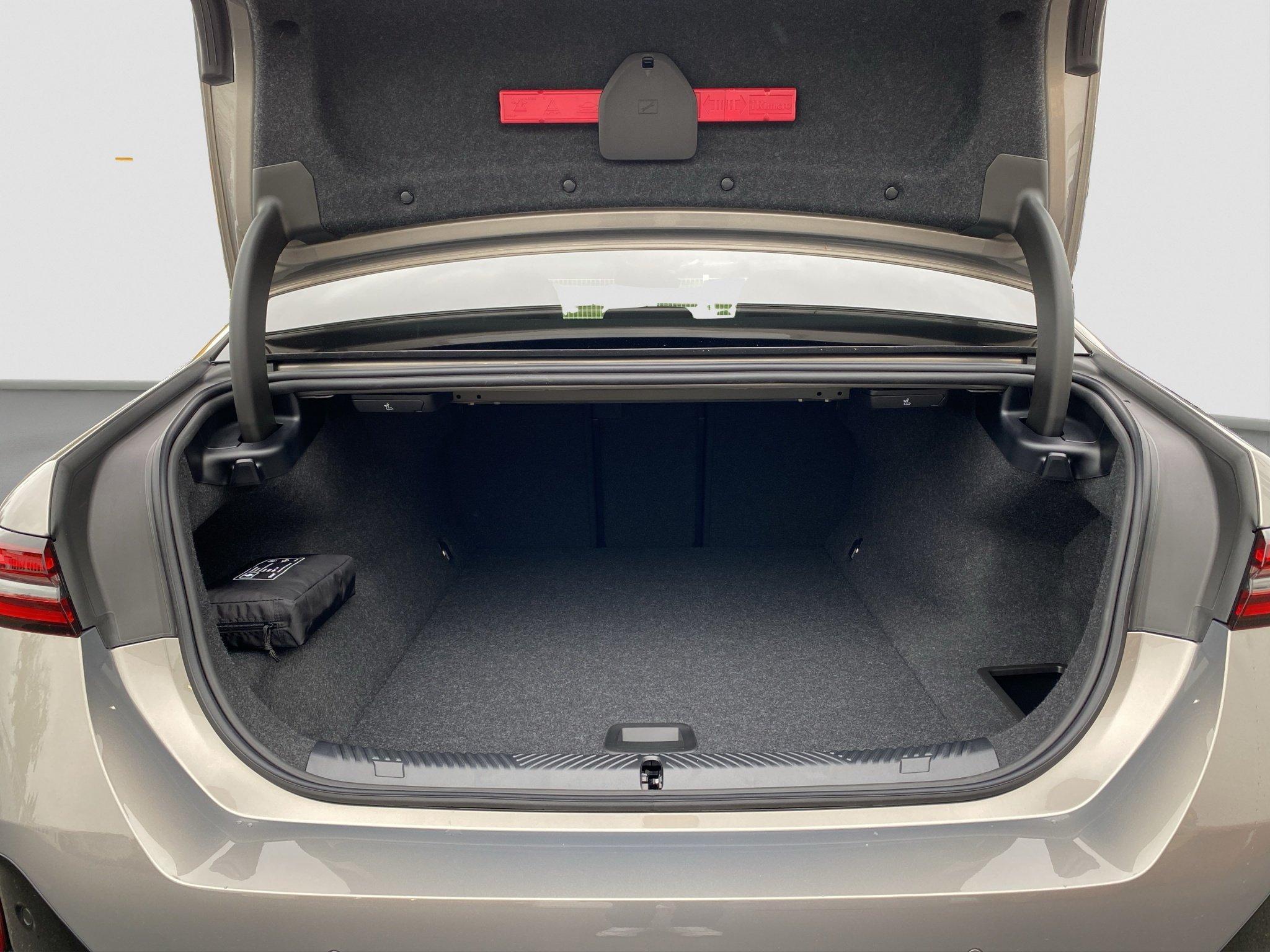 BMW i5 M60 Sedan xDrive