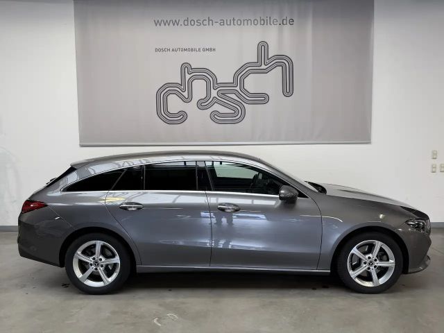 Mercedes-Benz CLA 220 CLA 220 d