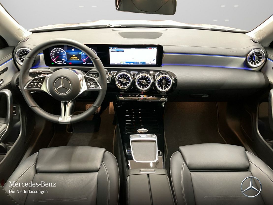 Mercedes-Benz CLA 180 Shooting Brake