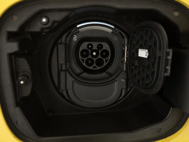 Mercedes-Benz A 250 A 250 e