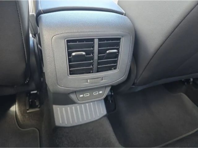 Volkswagen T-Roc GOAL 1.0 l TSI OPF 116 PS 6-Gang Navi