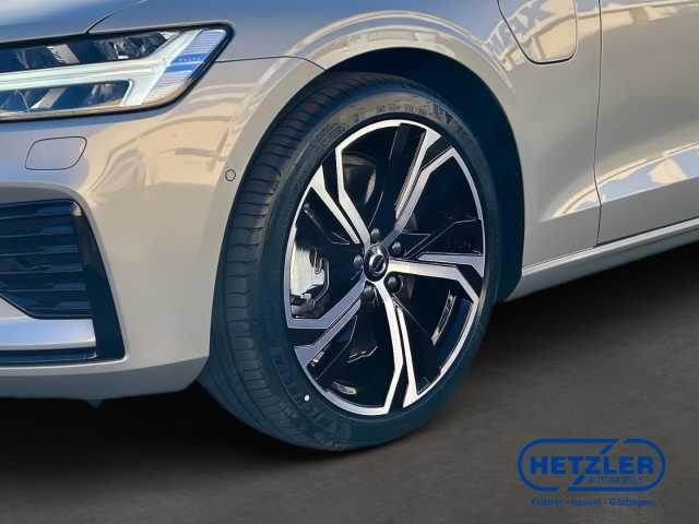 Volvo V60 AWD Dark Hybrid Plus T8