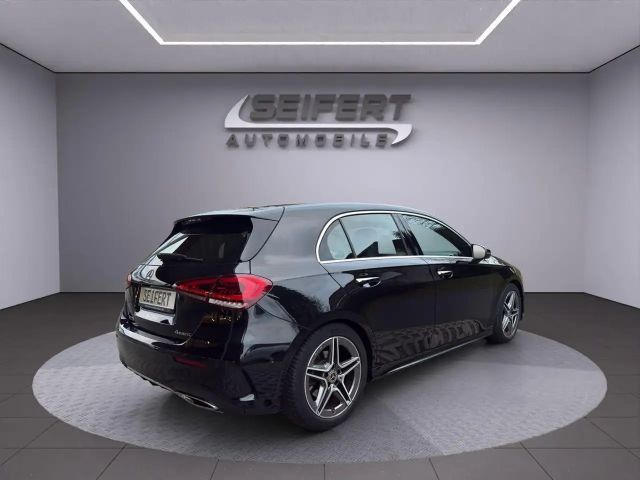 Mercedes-Benz A 220 4MATIC AMG Line