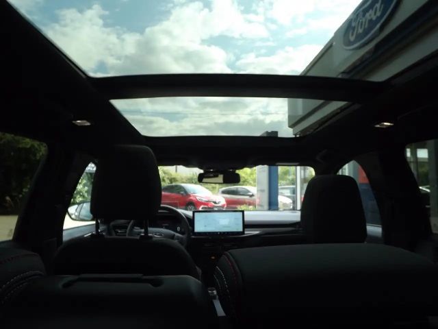 Ford Focus ST Line Wagon