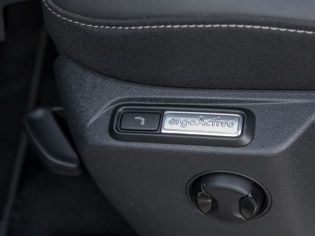 Volkswagen T-Roc 1.5 TSI DSG R-Line