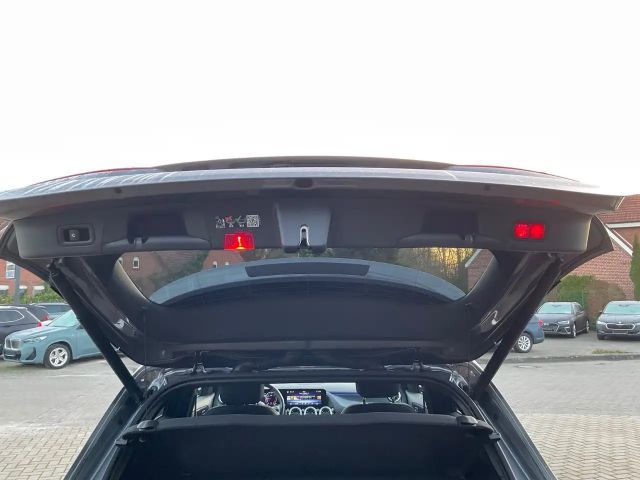 Mercedes-Benz GLA 200 AMG Line GLA 200 d