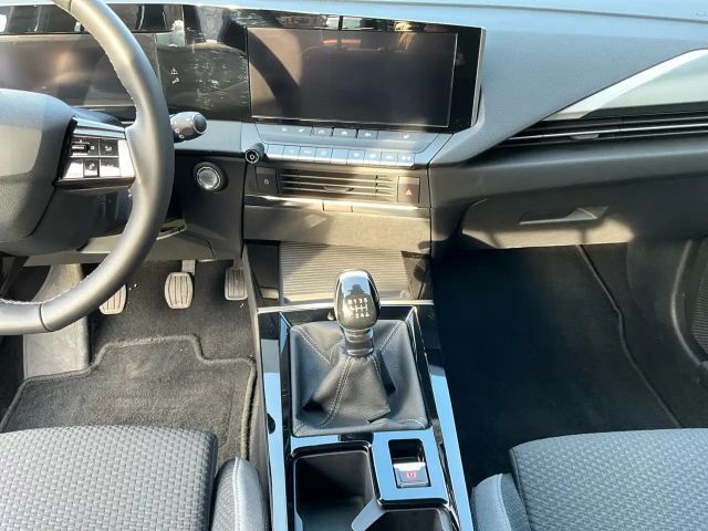 Opel Astra 1.2 Turbo Enjoy Sports Tourer Turbo
