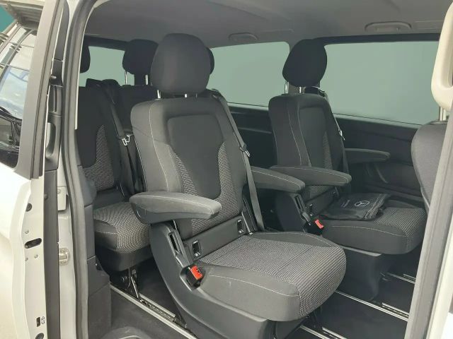 Mercedes-Benz V 220 Limousine Lang V 220 d