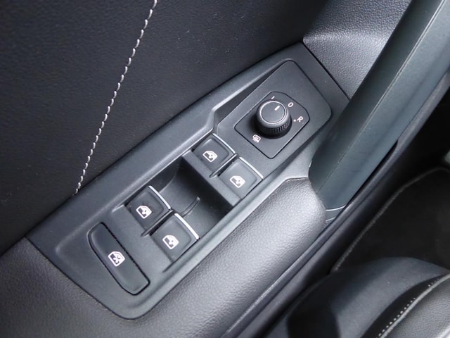 Volkswagen Tiguan Tiguan 2.0   R-L  DT110TDI D7A