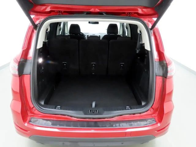 Ford S-Max Titanium