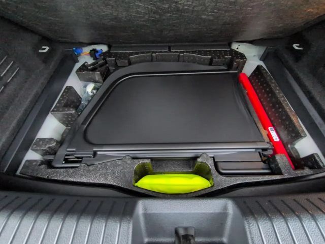 Volkswagen T-Roc 1.5 TSI Cabriolet DSG R-Line