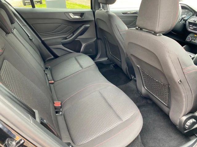 Ford Focus Limited ST Line