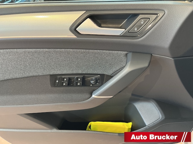 Volkswagen Touran Move 2.0 TDI+Climatronic+Navi+LED+Elektr. Heckklappe