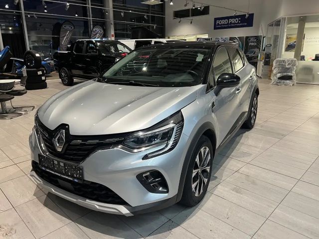 Renault Captur TCe 140 Techno