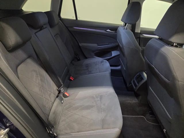 Volkswagen Golf DSG Life Variant